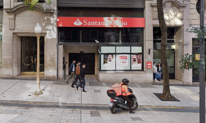 Trabajo realizado a Banco Santander en Capital Federal, Argentina